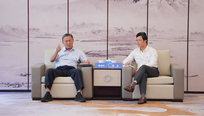 樟木头镇党委书记黄淦洪一行莅临918博天堂调研指导